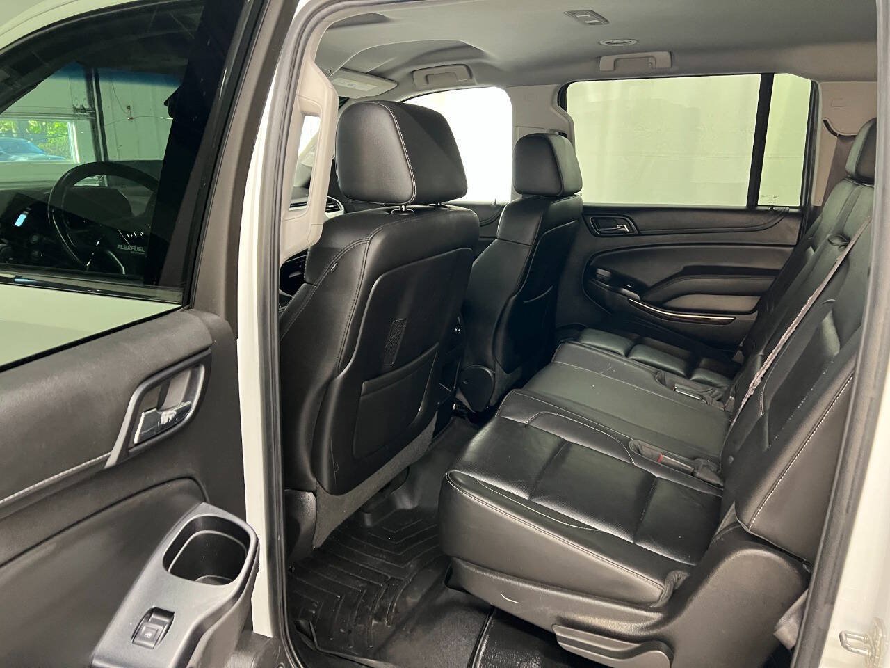 Used 2015 GMC Yukon XL SLT AWD/4WD image 9
