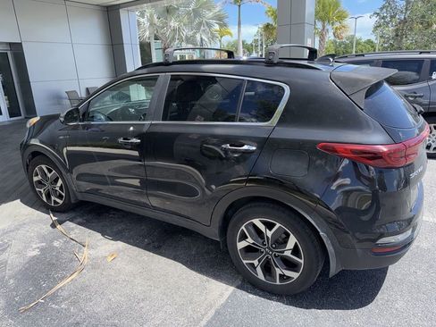 Used 2020 Kia Sportage EX w/ EX Technology Package image 4