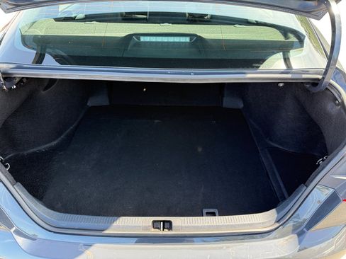 Used 2025 Toyota Camry SE image 17