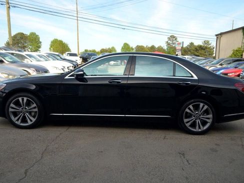 Used 2018 Mercedes-Benz S 560 Sedan image 5