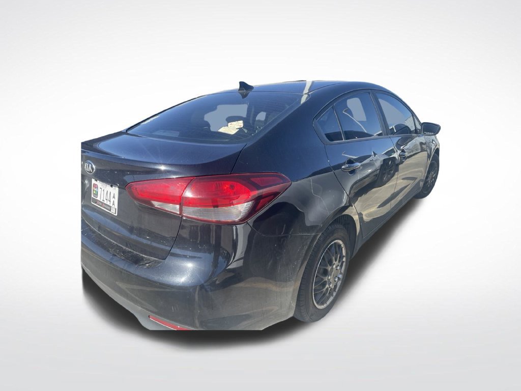 Used 2017 Kia Forte LX FWD image 6