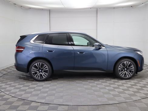 Used 2025 BMW X3 xDrive30i w/ Premium Package AWD/4WD image 4