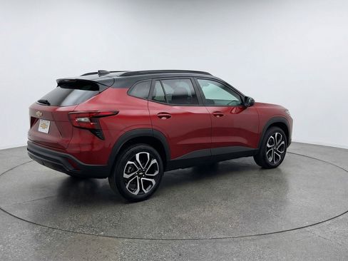 Used 2025 Chevrolet TrailBlazer LT w/ Driver Confidence Package image 9