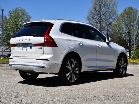 Used 2023 Volvo XC60 B5 Plus w/ Climate Package AWD/4WD image 7