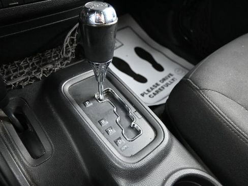 Used 2016 Jeep Wrangler Unlimited Sport AWD/4WD image 21