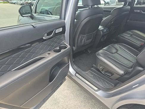 Used 2020 Hyundai Palisade Limited FWD image 11
