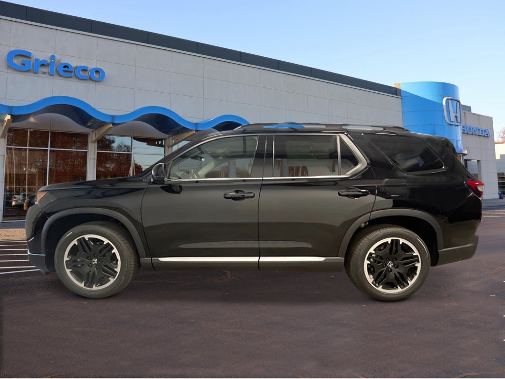 New 2026 Honda Pilot Touring image 2