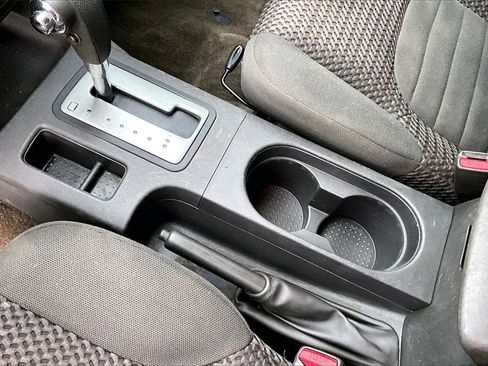 Used 2015 Nissan Frontier SV image 17