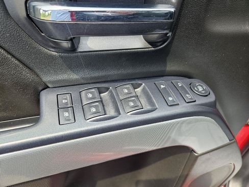 Used 2017 Chevrolet Silverado 1500 LT AWD/4WD image 17