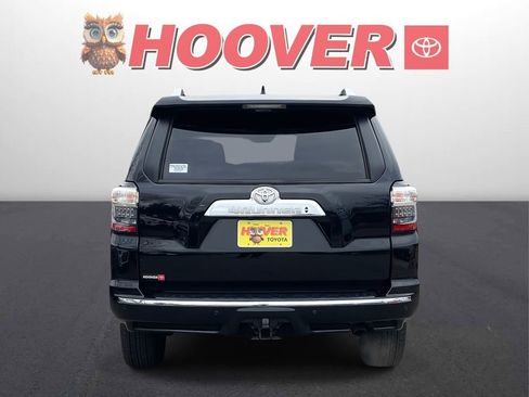 Used 2023 Toyota 4Runner Limited image 3