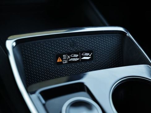 Used 2025 Chevrolet Equinox RS image 37