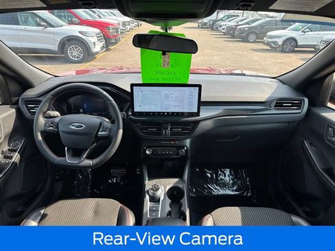 Used 2024 Ford Escape ST-Line w/ Tech Pack #1 AWD/4WD image 11