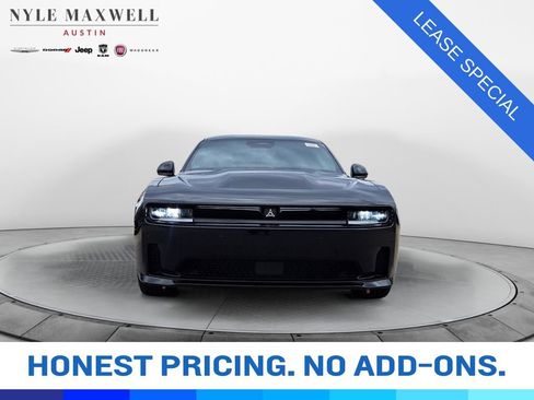 New 2025 Dodge Charger R/T w/ Quick Order Package 25M R/T image 8