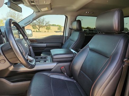 Used 2021 Ford F150 Lariat w/ Equipment Group 502A High image 6