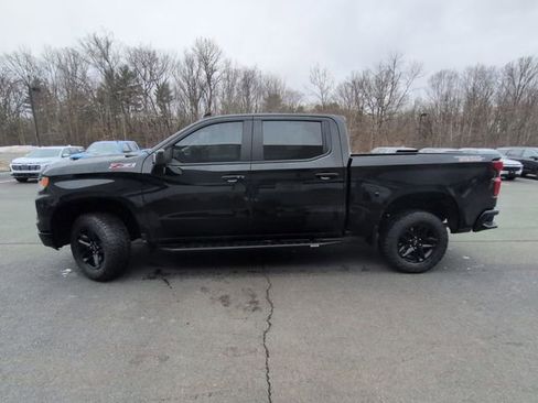 Used 2024 Chevrolet Silverado 1500 LT Trail Boss w/ LT Trail Boss Premium Package image 2