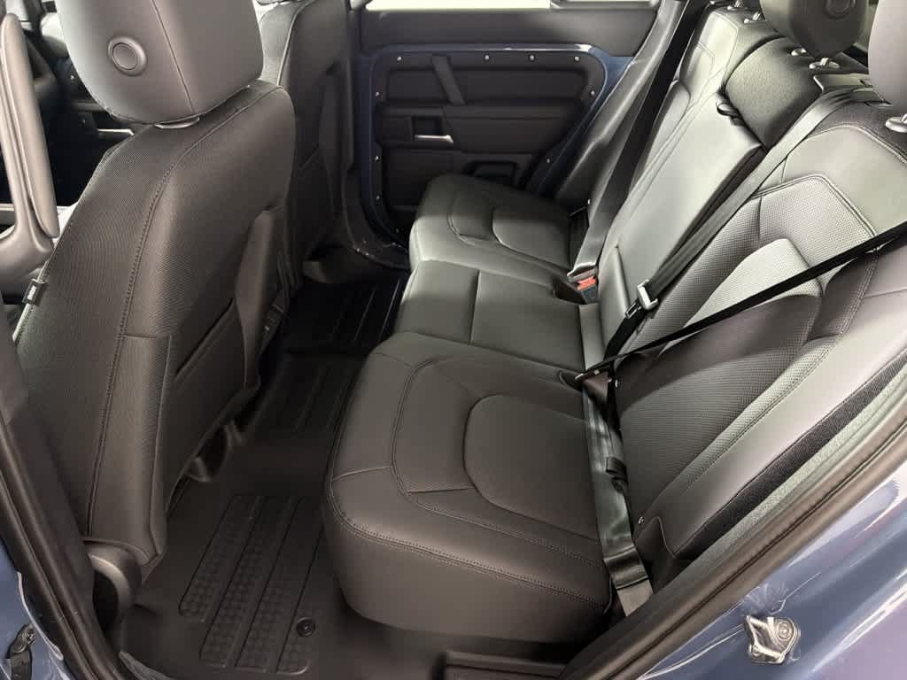 New 2026 Land Rover Defender 110 S AWD/4WD image 33