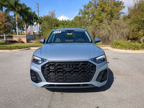 Certified 2023 Audi Q5 2.0T Premium Plus w/ Premium Plus Package image 2