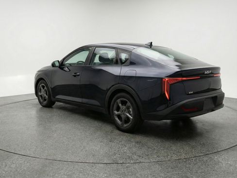 Used 2025 Kia K4 FWD image 6