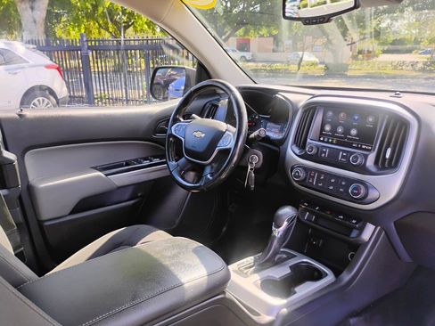Used 2022 Chevrolet Colorado LT w/ Fleet Safety Package RWD image 53