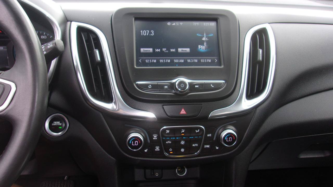 Used 2018 Chevrolet Equinox LT FWD image 11