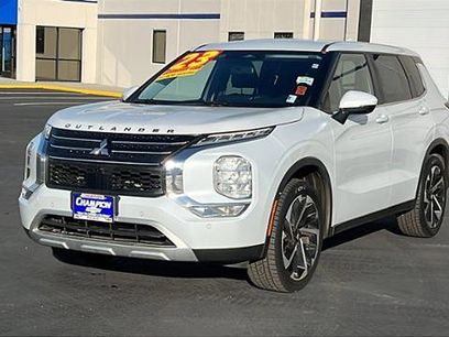 Used 2023 Mitsubishi Outlander SE