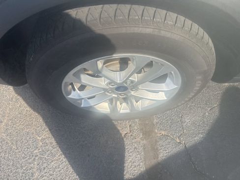 Used 2021 Ford Escape SE w/ Convenience Package image 7