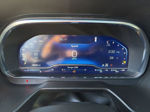 Used 2024 Chevrolet Tahoe Z71 w/ Z71 Off-Road Package image 13