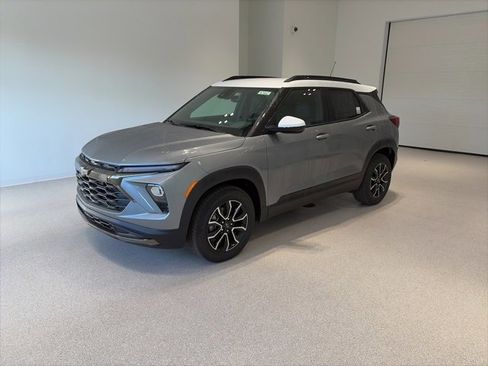 New 2026 Chevrolet TrailBlazer ACTIV w/ Convenience Package image 3