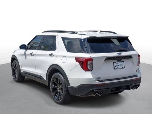 Certified 2022 Ford Explorer ST w/ Equipment Group 401A AWD/4WD image 6
