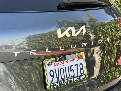 Used 2024 Kia Telluride S w/ S Sunroof Package image 7