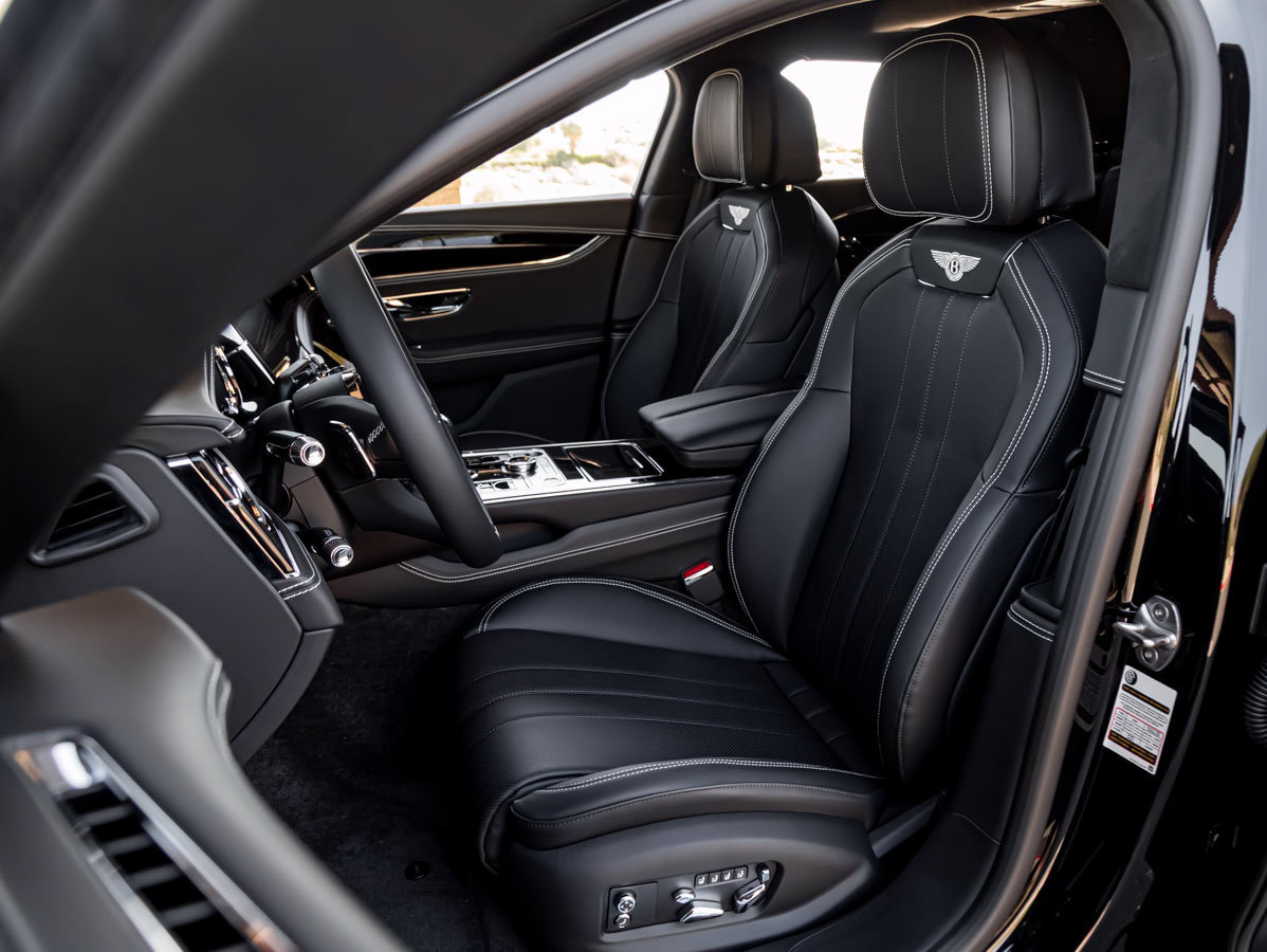 Used 2026 Bentley Flying Spur V8 AWD/4WD image 14