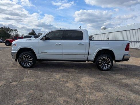 Used 2025 RAM 1500 Limited w/ Trailer Tow Group image 7