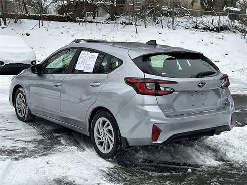 Certified 2025 Subaru Impreza 2.0i image 18