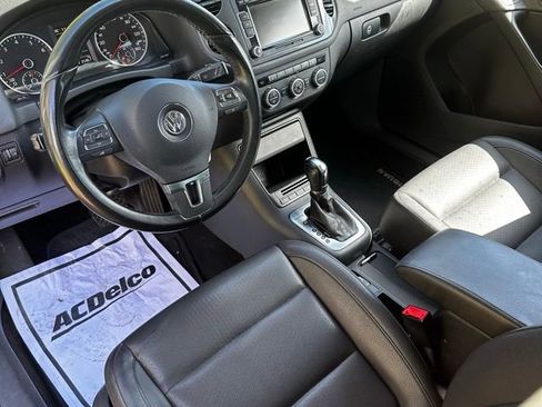 Used 2013 Volkswagen Tiguan S AWD/4WD image 11