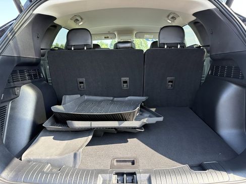 Used 2024 Ford Escape Platinum image 69