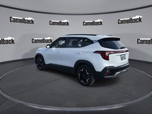 Certified 2025 Kia Seltos EX w/ EX Sunroof Package FWD image 5