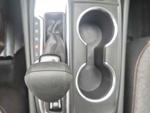 Used 2022 Chevrolet Equinox LT AWD/4WD image 11