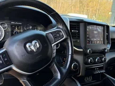 Used 2021 RAM 1500 Big Horn image 4