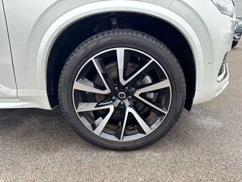 Certified 2024 Volvo XC90 B6 Ultimate AWD/4WD image 33