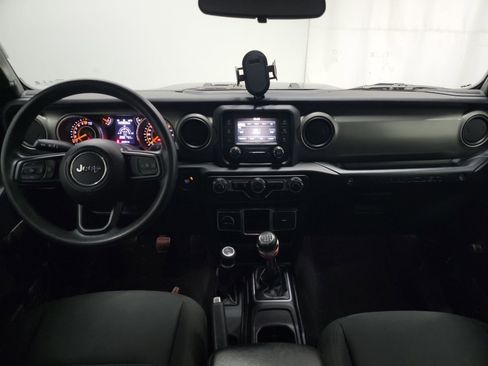 Used 2018 Jeep Wrangler Unlimited Sport image 15