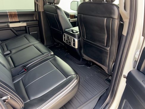 Used 2020 Ford F150 Lariat w/ Equipment Group 502A Luxury AWD/4WD image 29