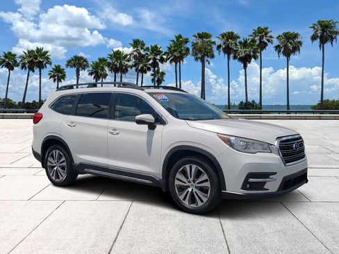 Used 2020 Subaru Ascent Limited w/ Technology Package AWD/4WD image 2