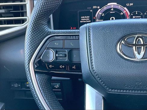 Used 2024 Toyota Tundra Platinum image 17