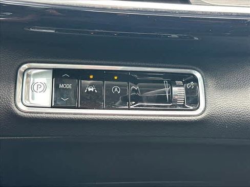 Used 2024 Buick Envision Sport Touring AWD/4WD image 19