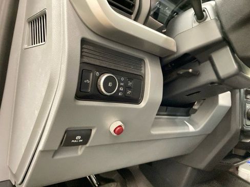 New 2025 Ford F550 4x4 Regular Cab Super Duty image 12