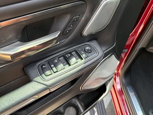 Used 2019 RAM 1500 Limited RWD image 18