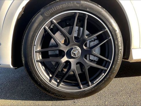 Certified 2025 Mercedes-Benz GLE 53 AMG GLE 53 AMG image 8