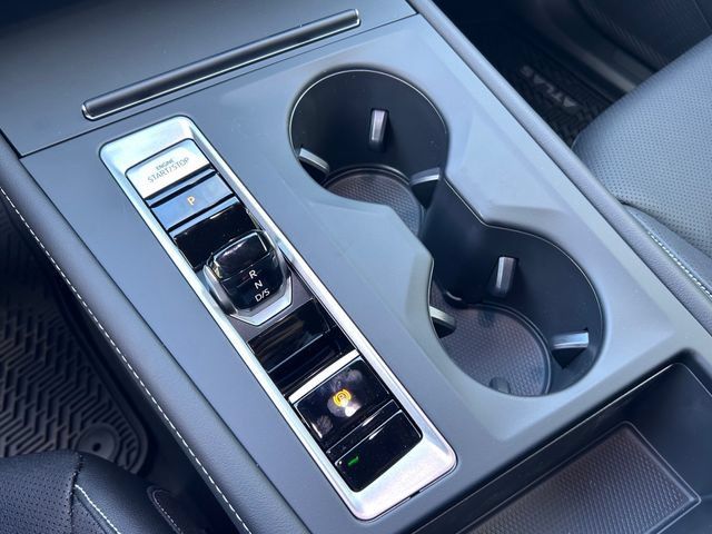 New 2026 Volkswagen Atlas SE FWD image 18