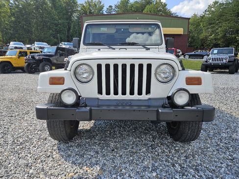 Used 1999 Jeep Wrangler Sahara image 3
