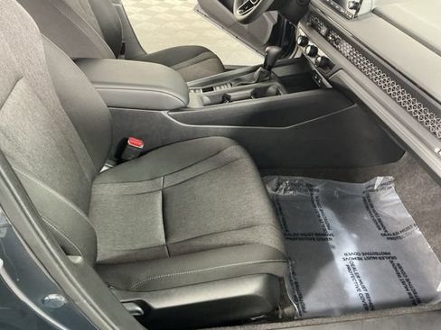 Used 2023 Honda Accord EX image 14